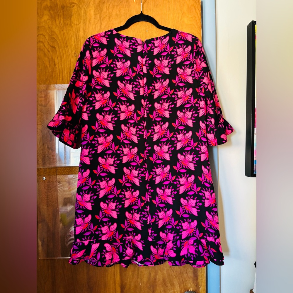 Floral Black and Pink Dress - Picture 3 of 3
